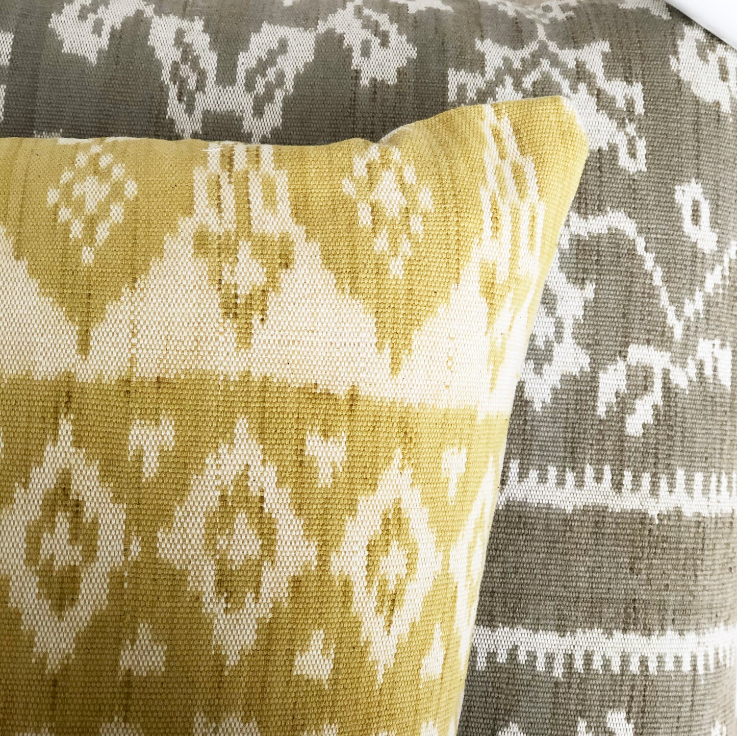 Ikat Cushion Cover - Rote Mustard